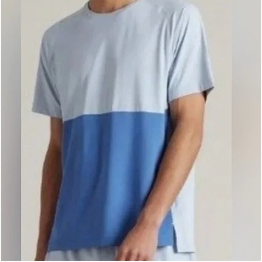 Rhone Extra Mile Short Sleeve Shirt Mens‎ Small Blue Colorblock 101732 NWT